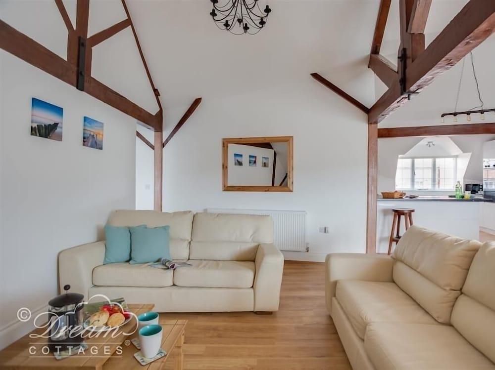 Old Coastguard Apartment 3