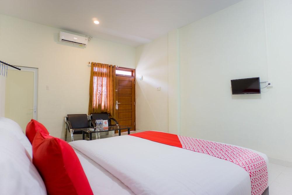 OYO 1569 Kupula Guest House