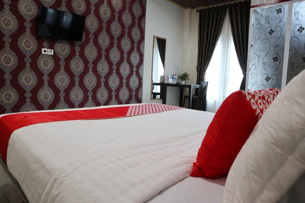 OYO 1648 Penginapan Three Joye