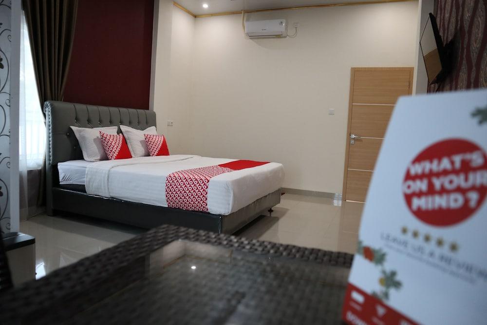 OYO 1648 Penginapan Three Joye