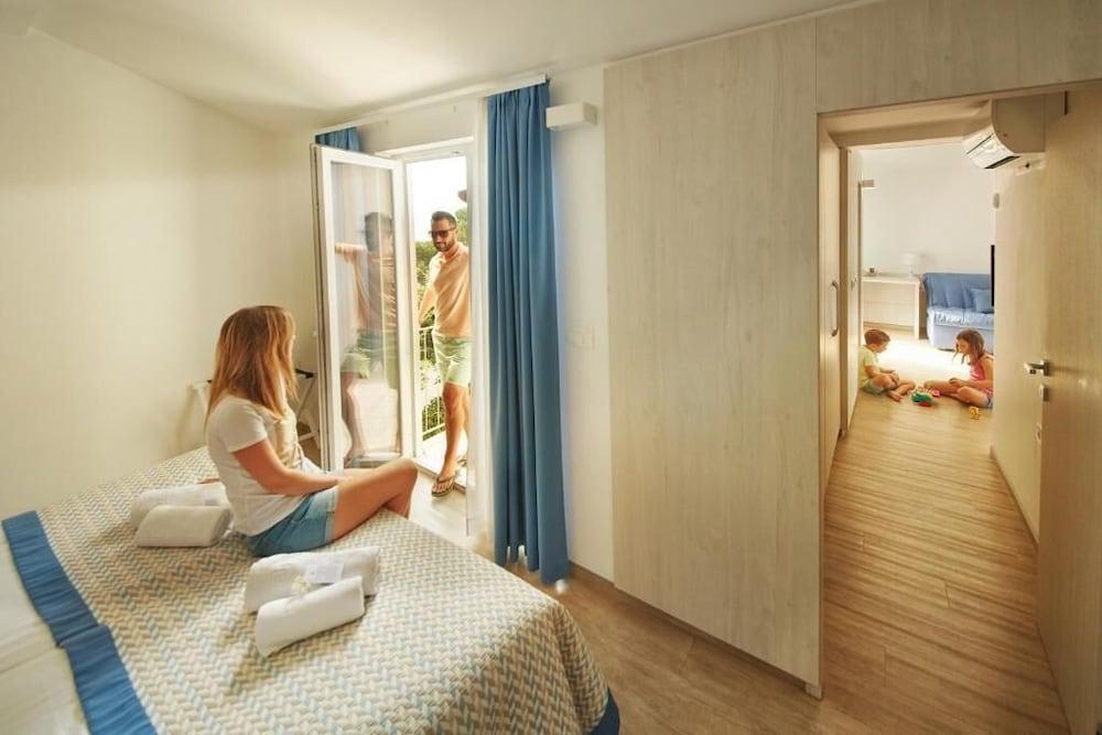 Olive Suites - Hotel & Resort Adria Ankaran