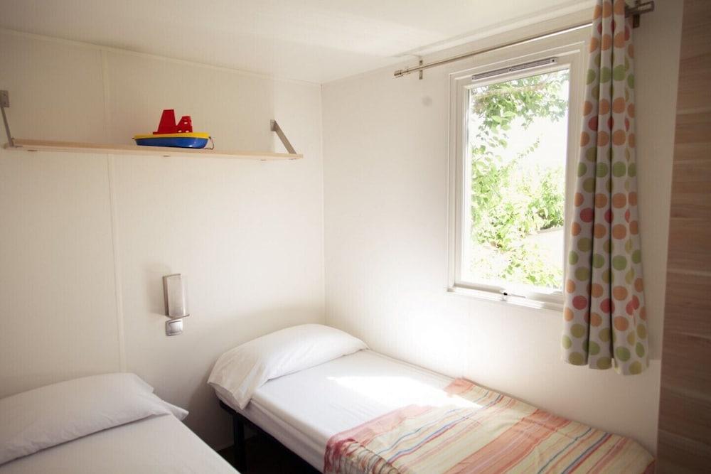 Camping Sènia Tucan