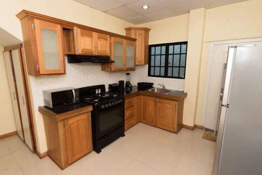 Stacys Place St James Studio Apartment