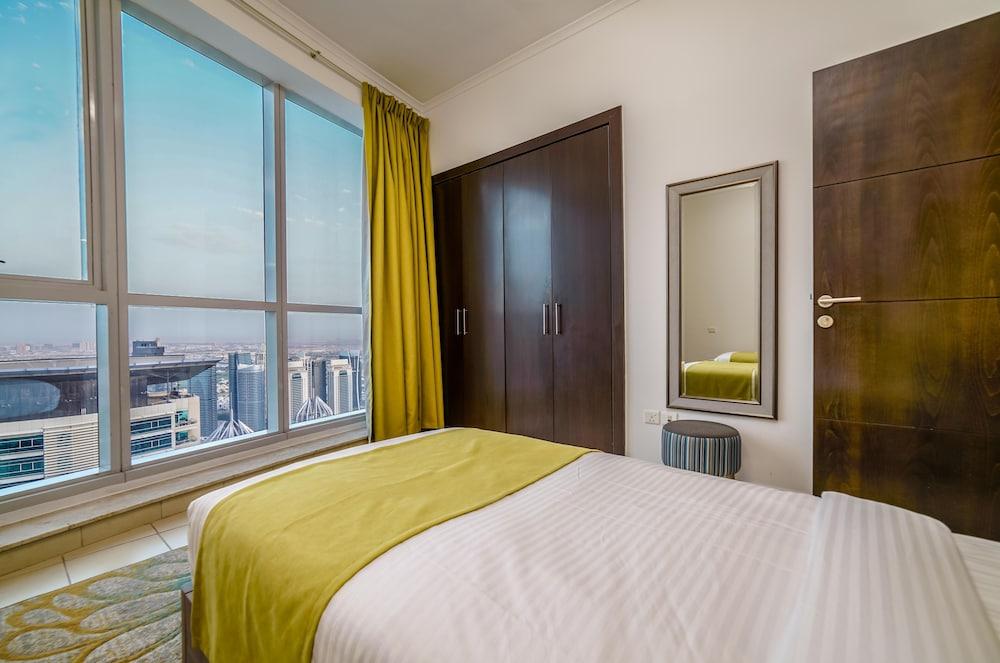 Vacation Bay Torch Tower