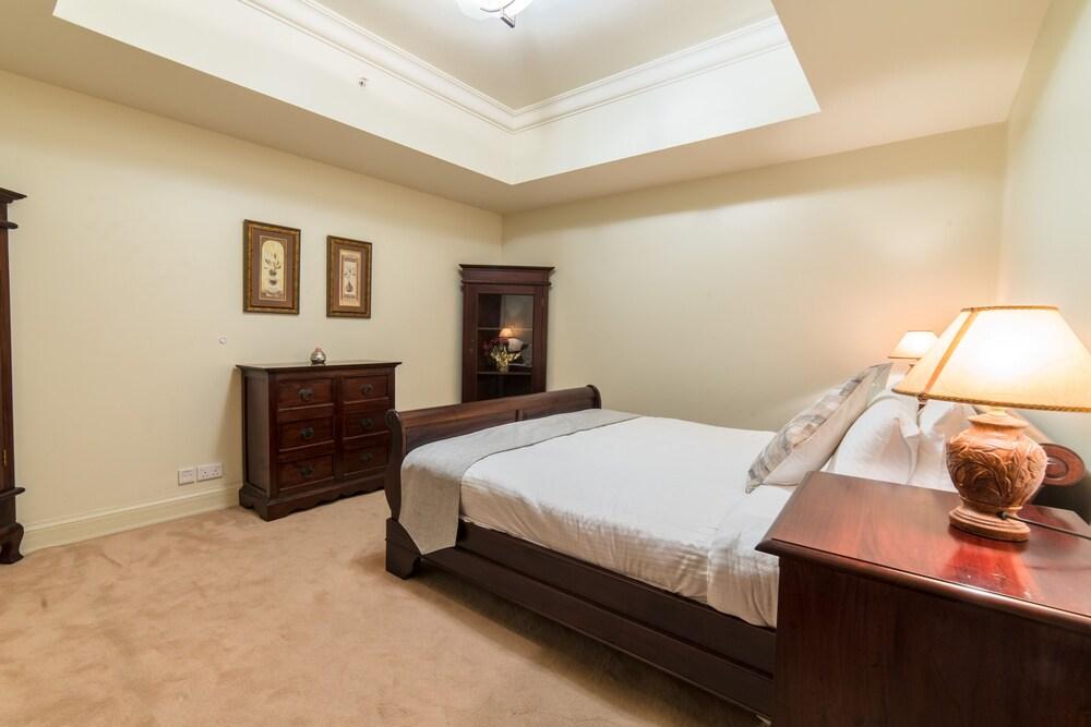 Vacation bay Mesk Tower