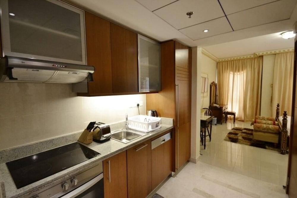 Vacation bay Standpoint Tower A