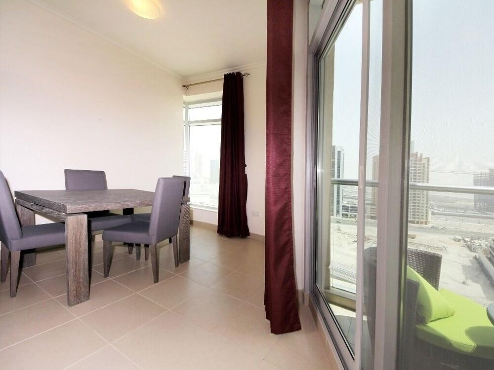 Vacation bay Burj Views Tower East