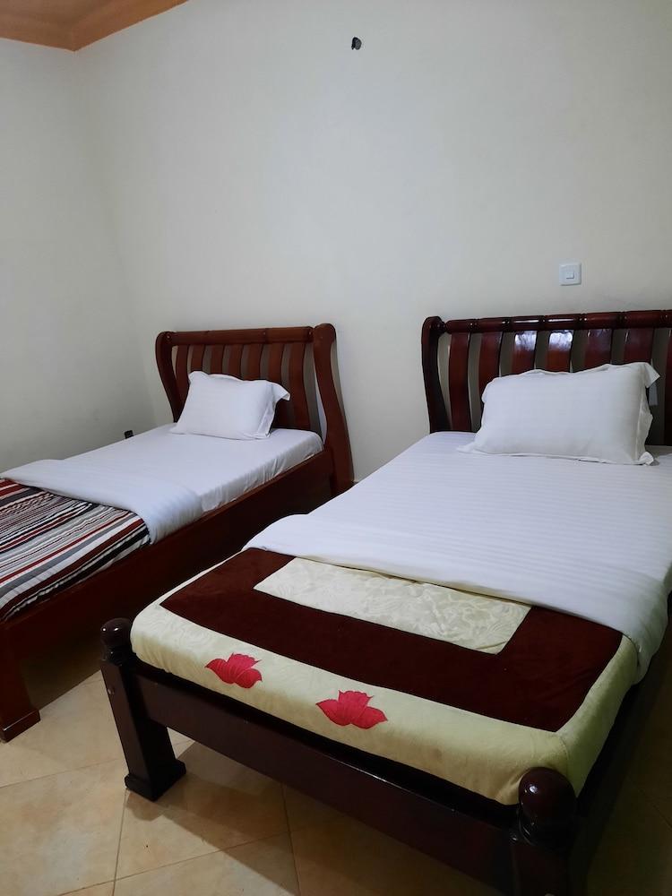 Airport Side Hotel Entebbe