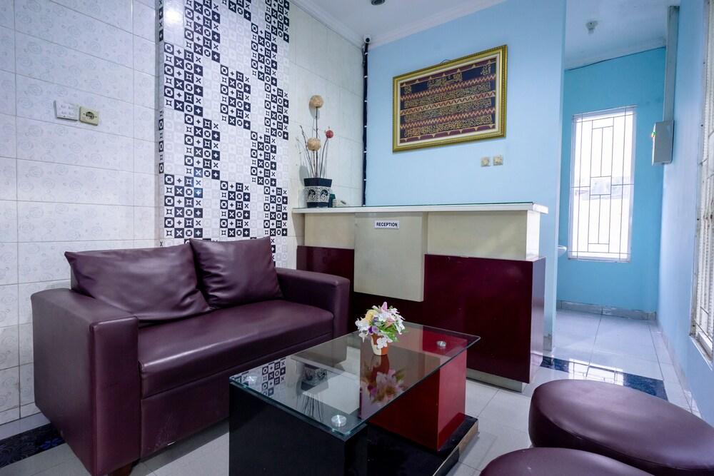 OYO 1829 Zaira House