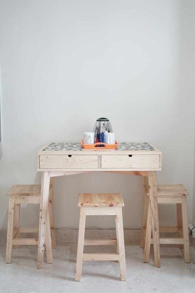 Apatel Puri Orchard Orange Grove-A