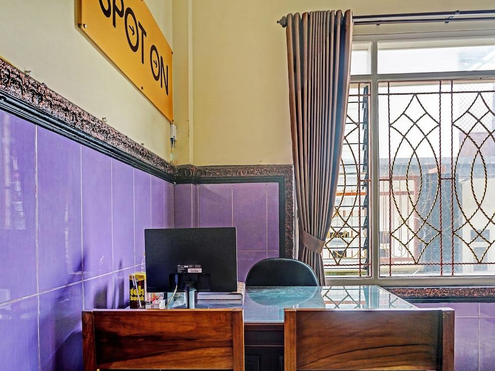 SPOT ON 1870 Graha Batu Mulia