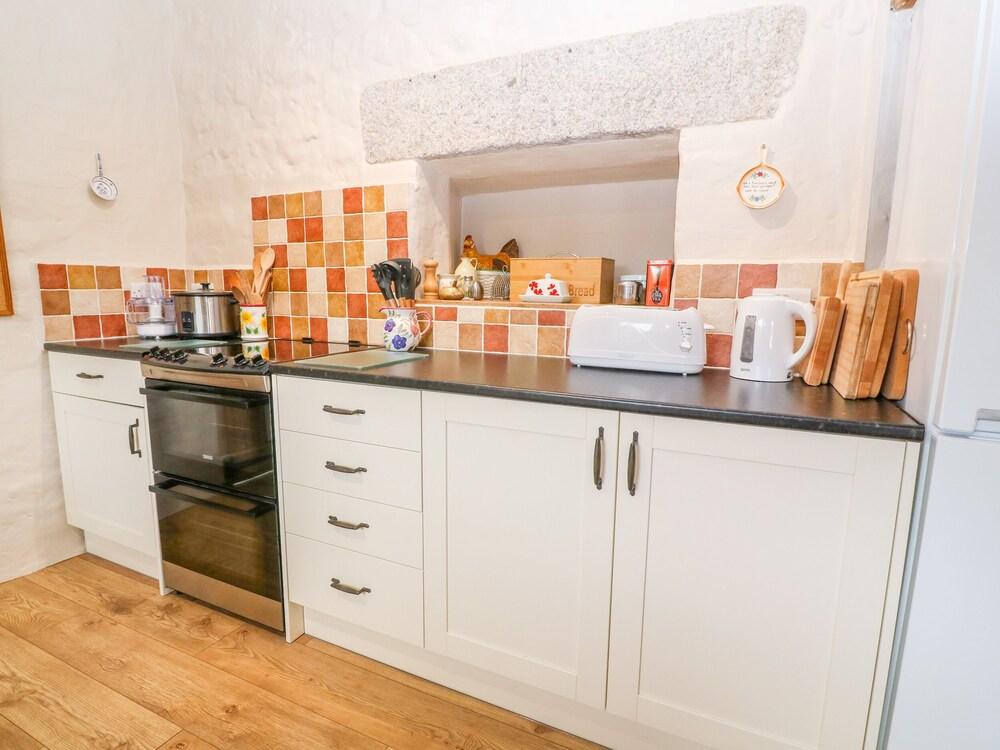 Poldowrian Farmhouse