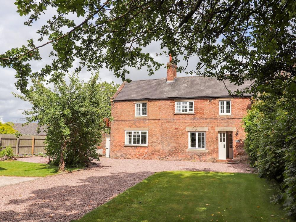 Well House Farm Flat 2