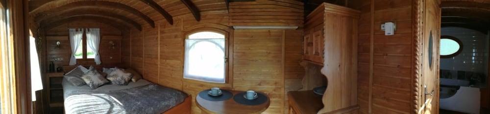 Du Côté de Lacoume