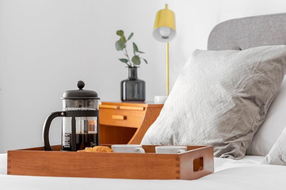 Beautiful Apartment in Central Neighbourhood