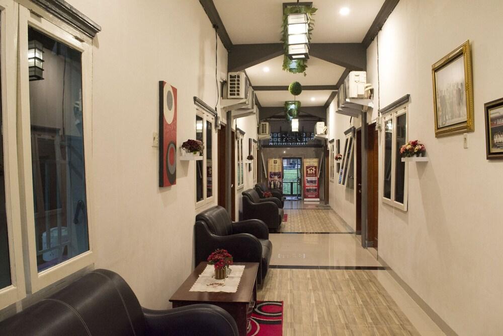 OYO 1500 Mh Homestay