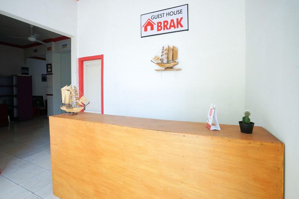 OYO 1482 Brak Guest House