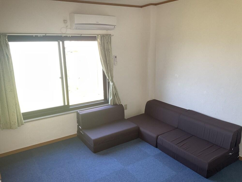 Guesthouse Koizumi - Hostel