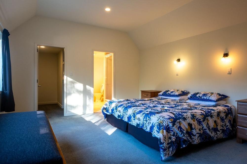 21 Cheltenham Street