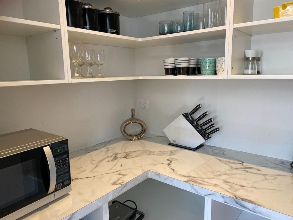 30 Rutherford Crescent