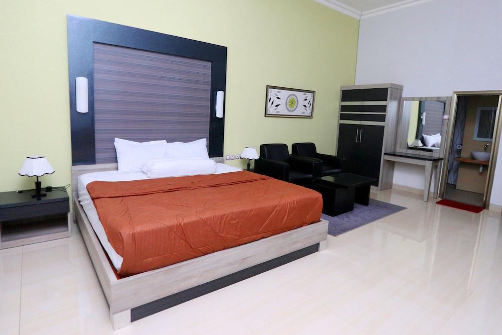 Musdalifah Hotel Resort