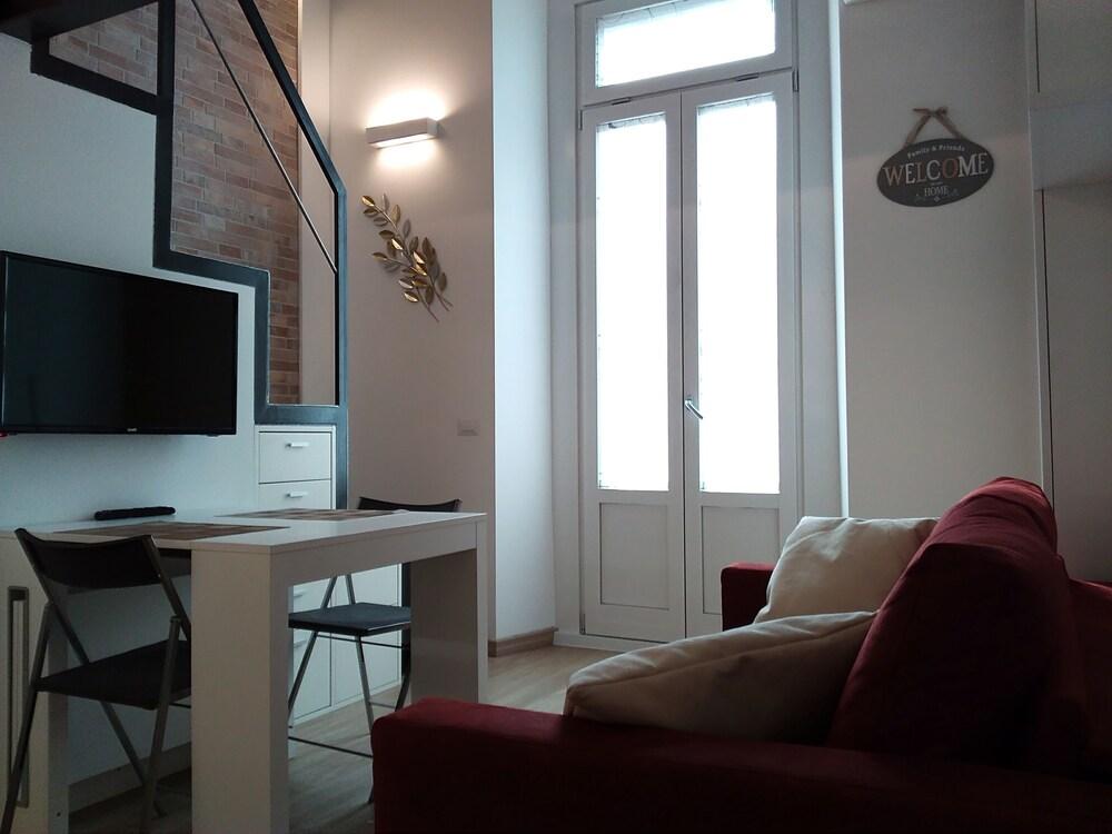 Kibilù - Viale Bligny Yellow