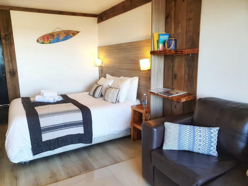 Wave Pichilemu Lodge