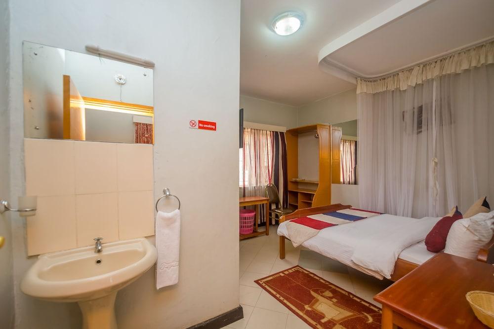 Jupiter Guest House - Parklands