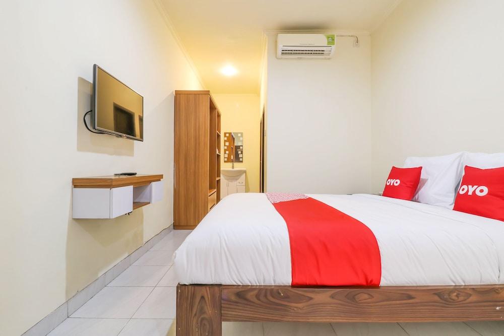 OYO 2178 Merthan House