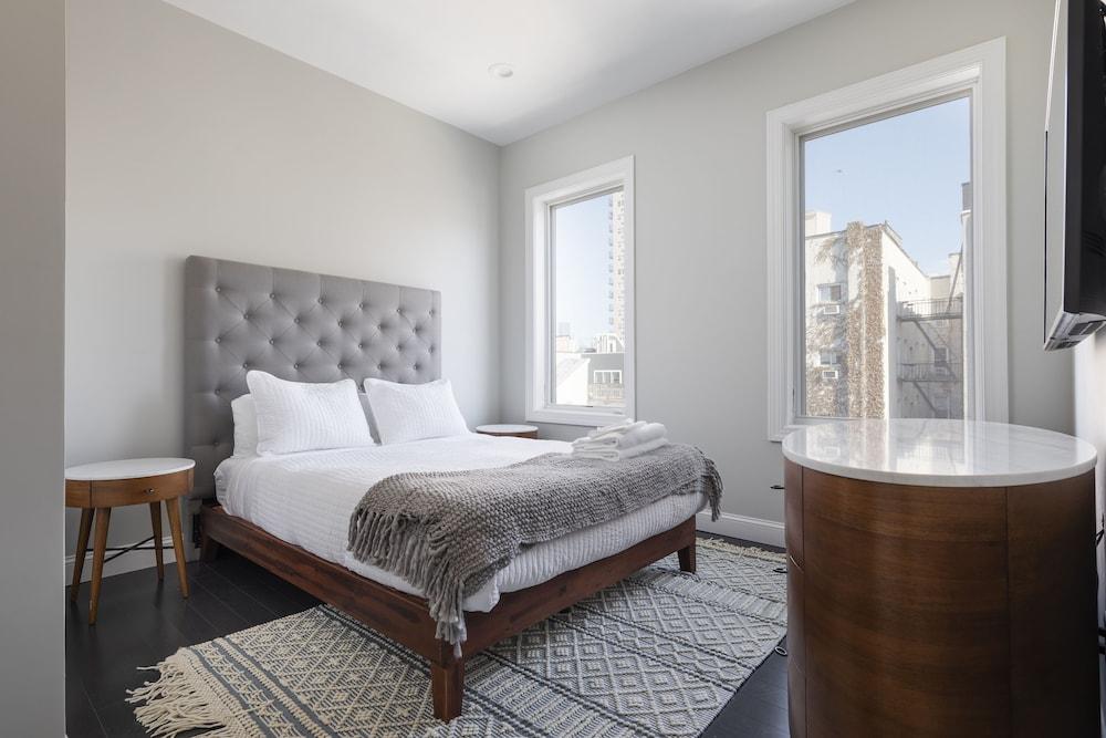 Deedee's Downtown Hoboken 2