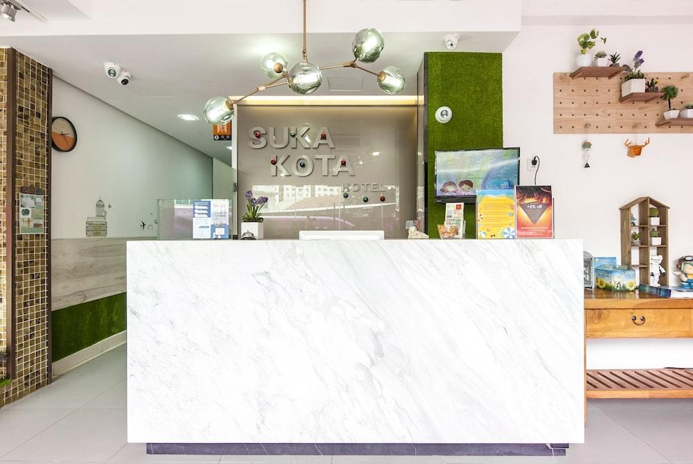 Suka Kota Hotel