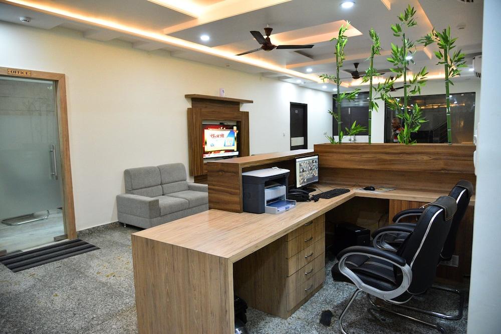 Hotel The White Tulip