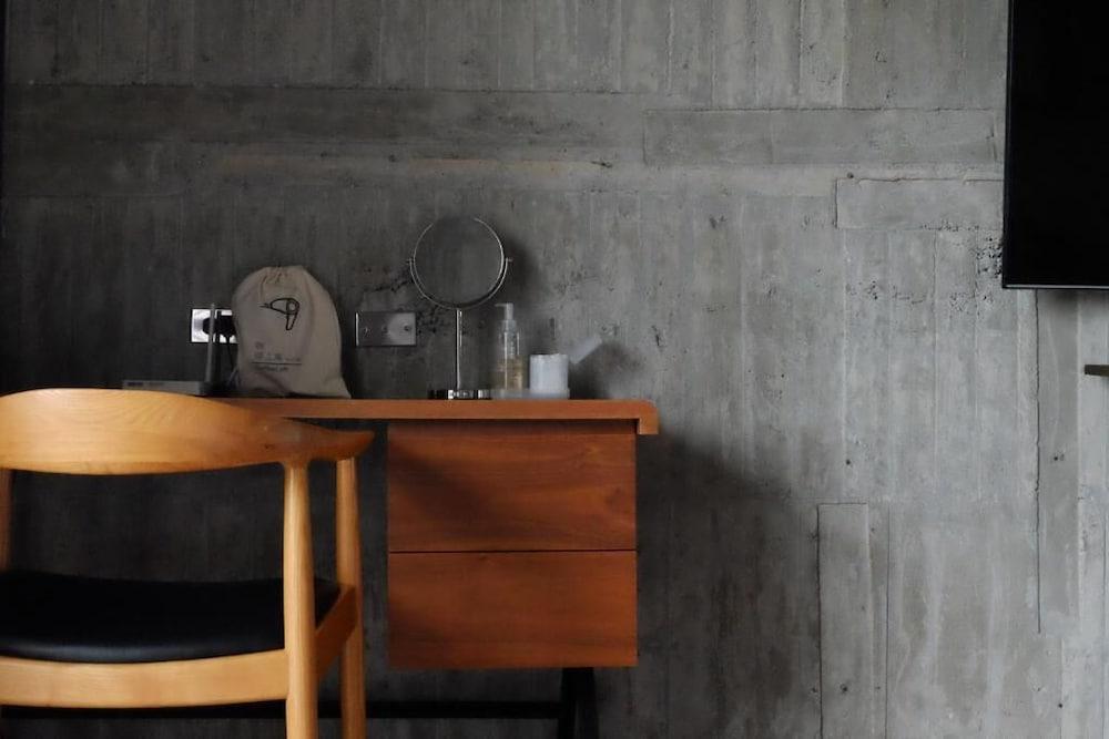 CoffeeLoft Inn & Café