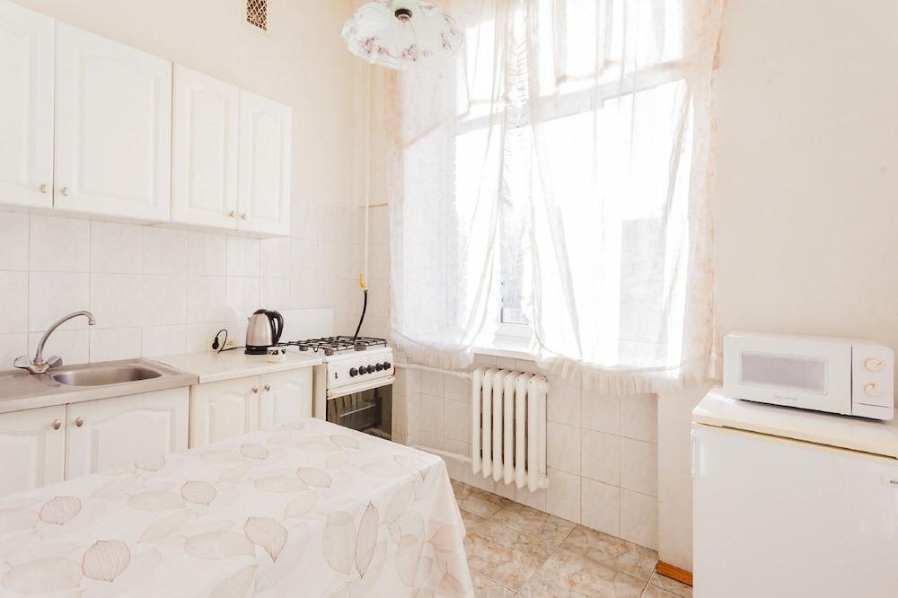 On Lev Tolstoy Square