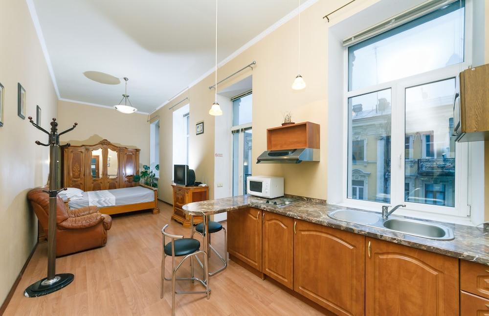 Apartment with Jacuzzi in city center