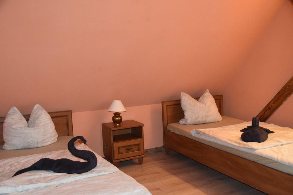 Hrázděný statek Mýtinka