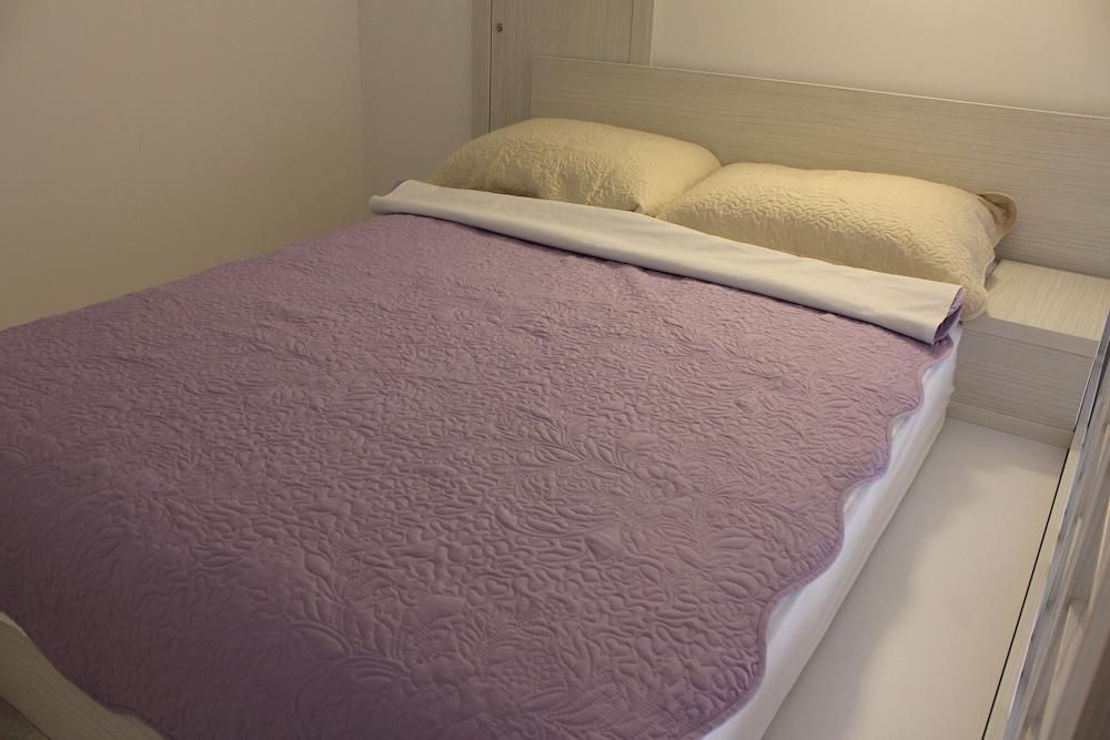 Holiday House Lovric