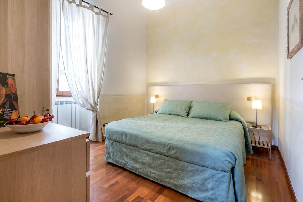 San Lorenzo Five Senses