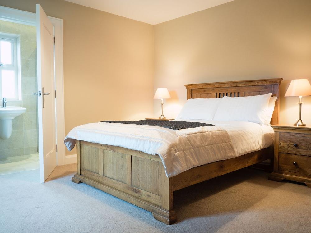 The Willows at Mullans Bay