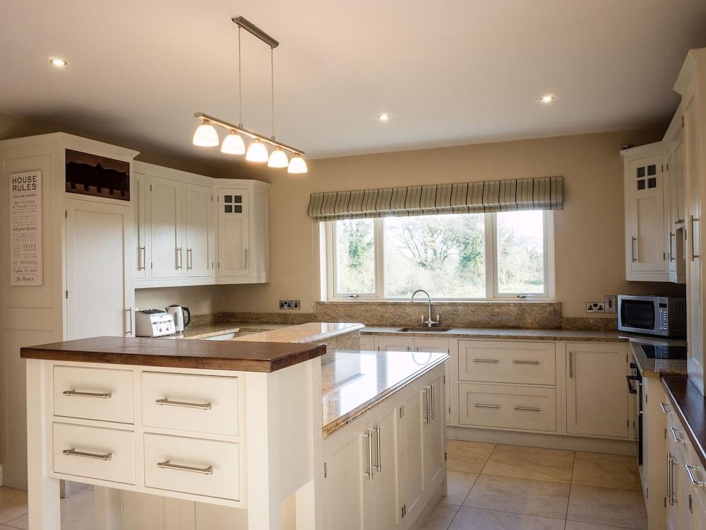 The Willows at Mullans Bay