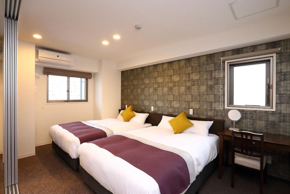 Marina Sunrise Osaka Bay