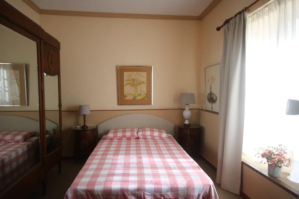 Rent&Dream Villa Malaga Manila