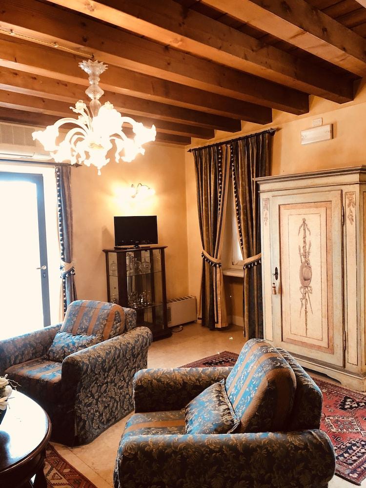 Antica Dimora Corte Impero