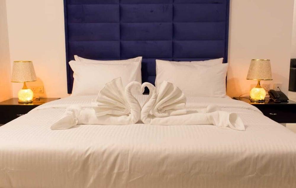 Parkside Plaza Hotel - Muscat