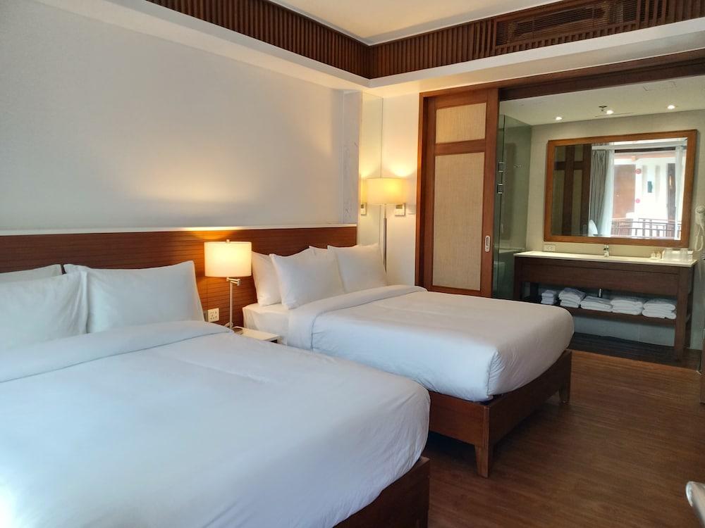 Mandarin White Sand Boracay