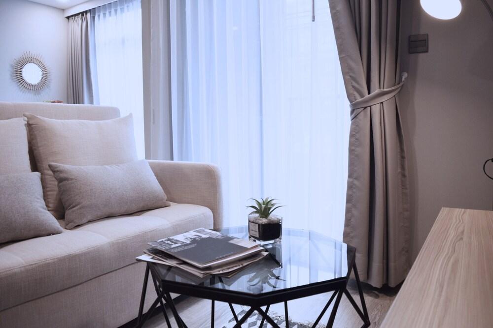 Nav1 Maestro 19 Ratchada Residence