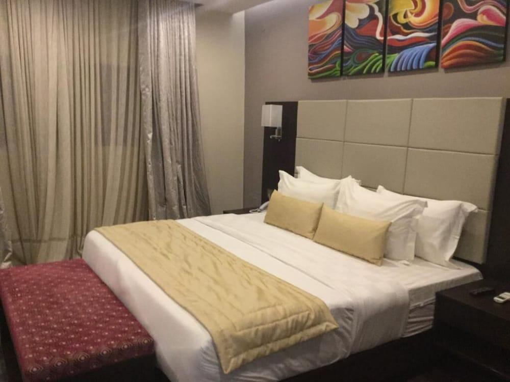 520 Hotels Asdam Lodge