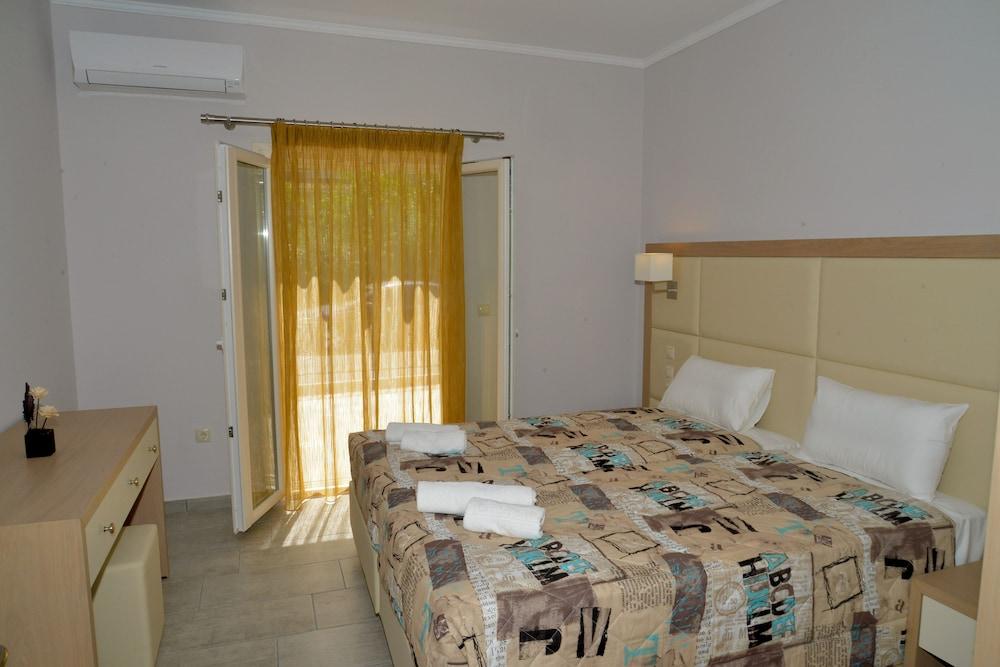 Santos Luxury Apartments