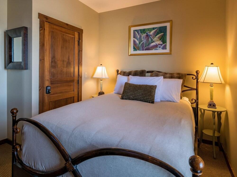 3 Br: Soaring Eagle 301