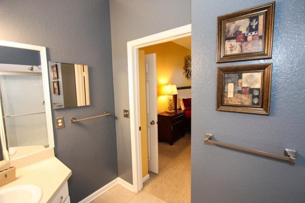 Penthouse 3 Bedroom 2 Bath Condo